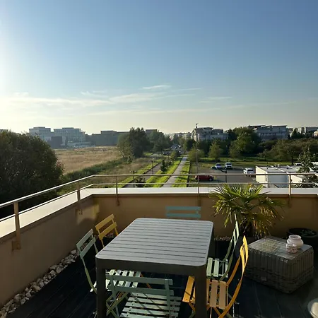 Apartment Duplex Vue Disneyland , 3 Chambres, 2 Parkings Montevrain