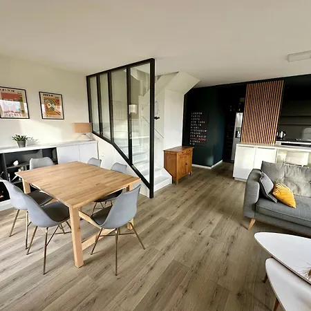 Duplex Vue Disneyland , 3 Chambres, 2 Parkings Montevrain